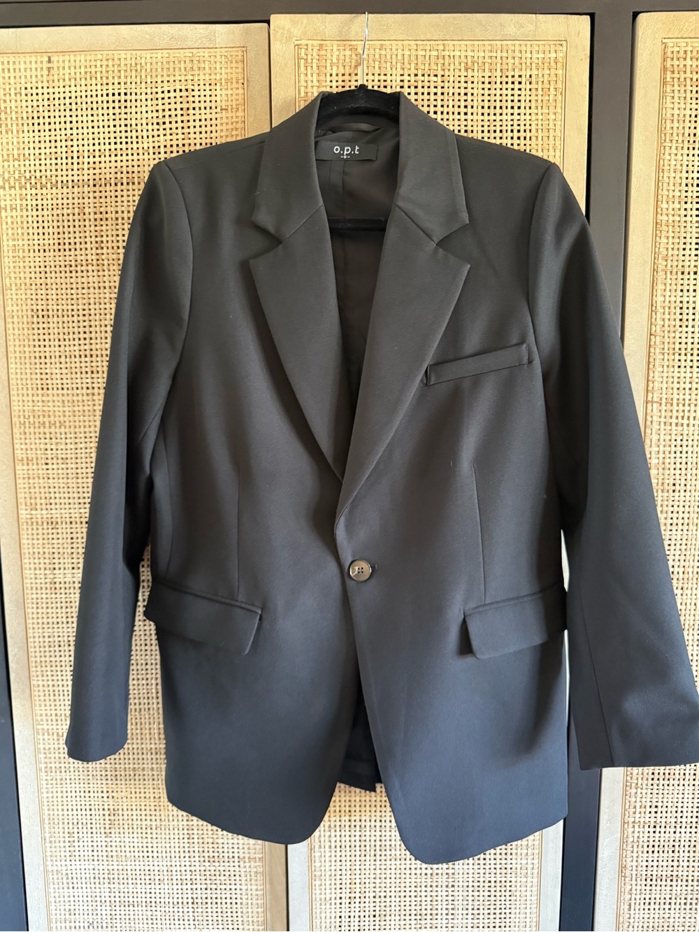 o.p.t. Women's Black Single-Button Tailored Blazer